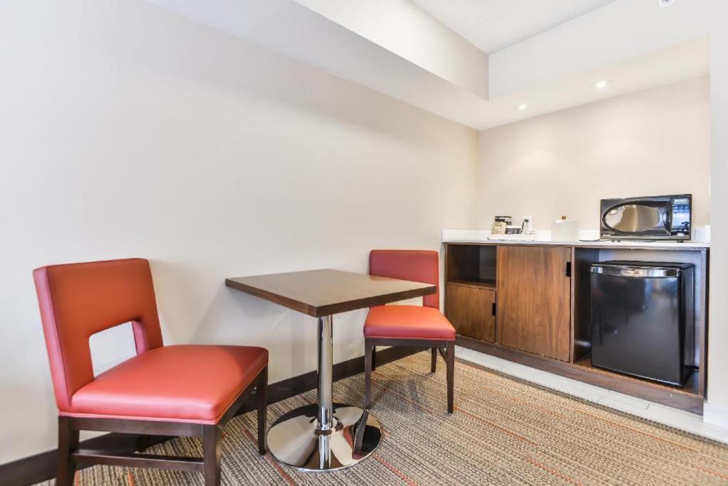 Four Points By Sheraton Barrie Ngoại thất bức ảnh